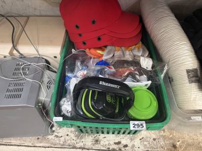 PPE, GLOVES + EAR DEFENDERS