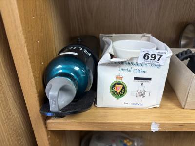 R.U.C BOTTLE + MUG