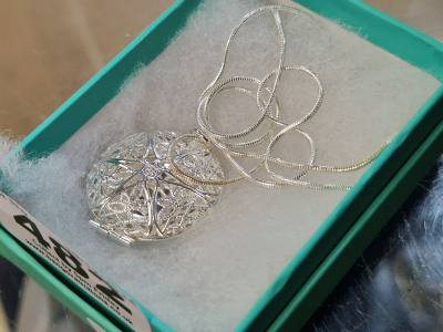 SILVER NECKLACE + PENDANT