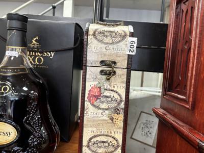 NOVELTY WINE BOX