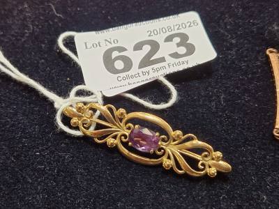 9CT AMETHYST BROOCH (3.6 GRAMS)