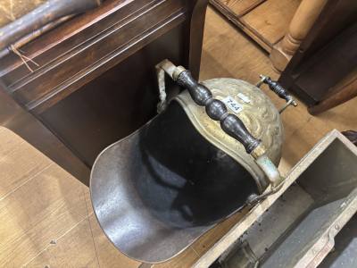 ANTIQUE COAL SCUTTLE