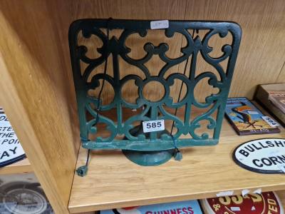 CAST MUSIC STAND