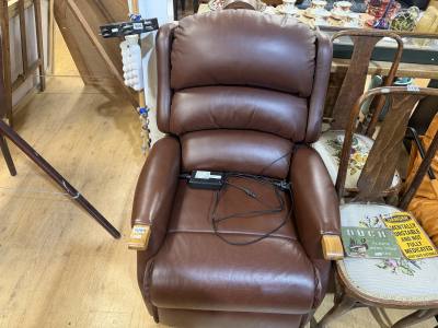 ELECTRIC RECLINING CHAIR