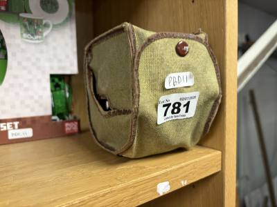 VINTAGE CAMERA