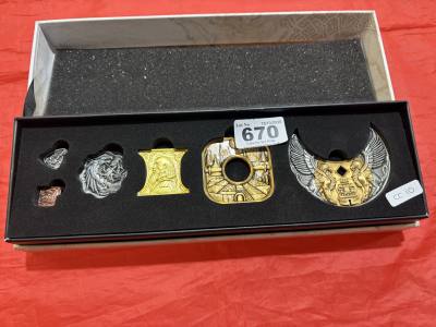 DUNGEONS + DRAGONS COIN SET