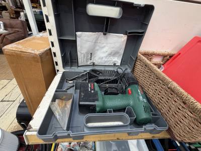 BOSCH DRILL