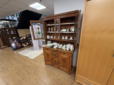 ART NOUVEAUX PINE DRESSER