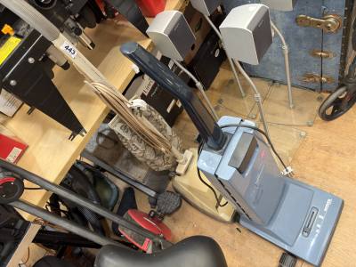 2 X VACUUMS