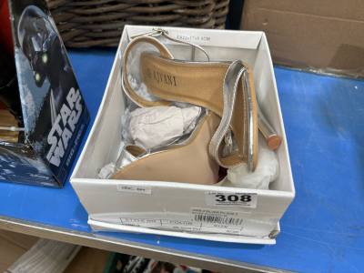 NEW SIZE 5 SHOES