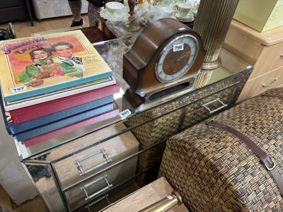 MIRROR EFFECT DRAWER
