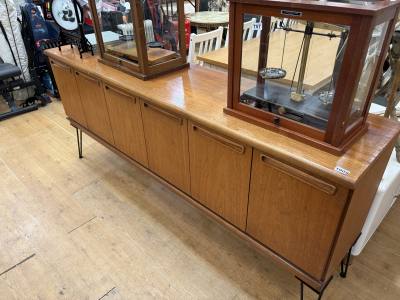 MID CENTURY SIDEBOARD