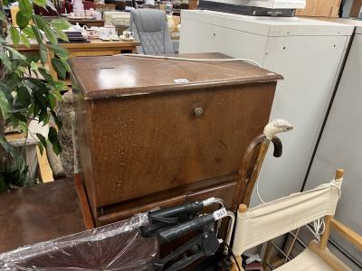 COCKTAIL CABINET