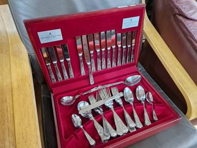 VINERS 66 PIECE CANTEEN CUTLERY