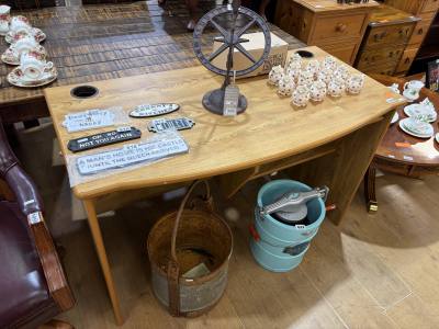 PINE DESK