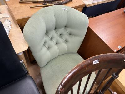 BEDROOM CHAIR