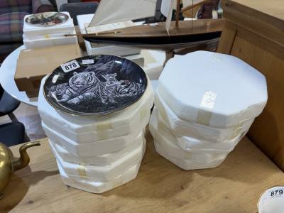 LOT OF PICTURE PLATES