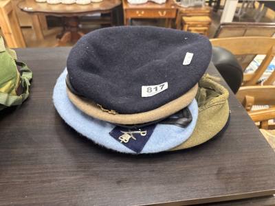 5 ARMY BERETS