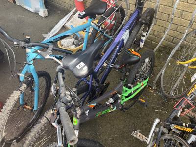 APOLLO MOUNTAIN BIKE + CHILD'S BIKE