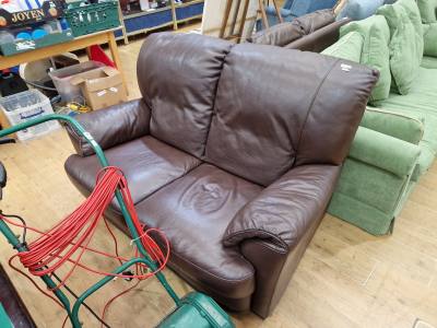 BROWN LEATHER 2 SEATER