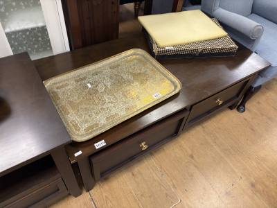 DRAWERED COFFEE TABLE