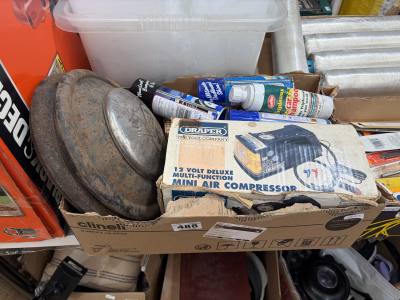 FORD HUBCAPS + CAR ACCESSORIES