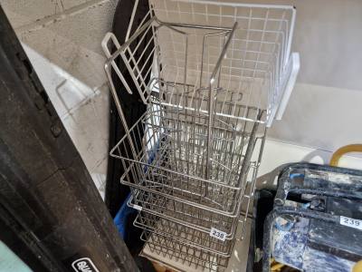 LOT OF HANGING SHELVES