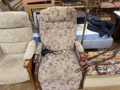 FABRIC ELECTRIC RECLINING CHAIR