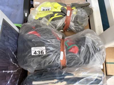 BUNDLE OF GLOVES