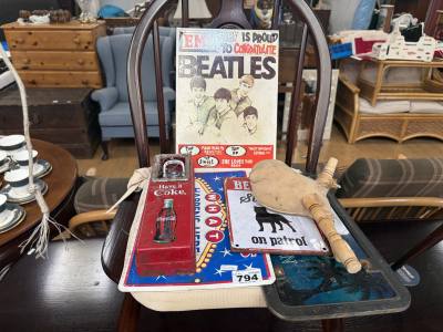 LOT OF COLLECTORS SIGNS