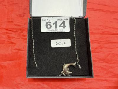 SILVER CHAIN + DOLPHIN PENDANT