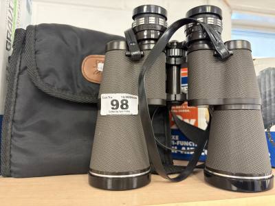 PAIR OF CASED BINOCULARS 