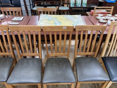 TABLE + 4 X CHAIRS