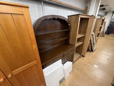 KITCHEN DRESSSER