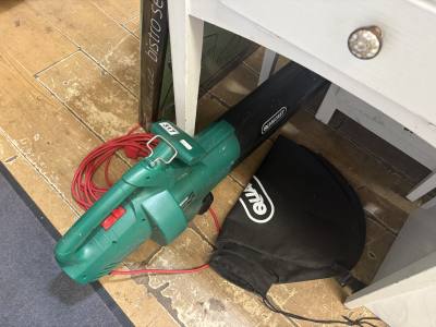 QUALCAST LEAF BLOWER