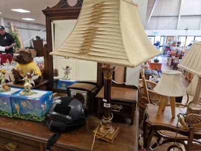 BRASS CORINTHIAN PILLAR LAMP