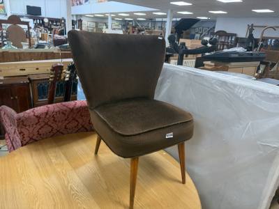 BEDROOM CHAIR