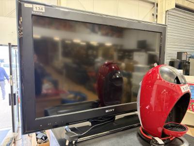 SONY 42" TV (NO REMOTE)