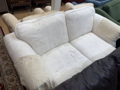 LOOSE COVERED COUCH