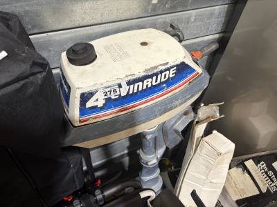 BOAT MOTOR