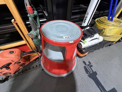 STOOL/STEP