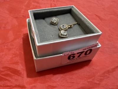 SILVER NECKLACE + EARRING SET