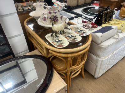WICKER TABLE + CHAIRS