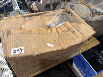 BOX OF ANGLE GRINDER DISCS