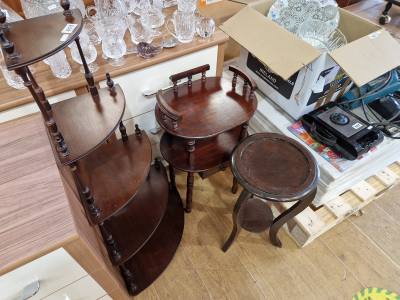 WOTNOT + 2 X SIDE TABLES