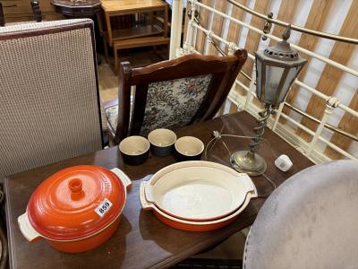 TABLE LOT OF LE CREUSET