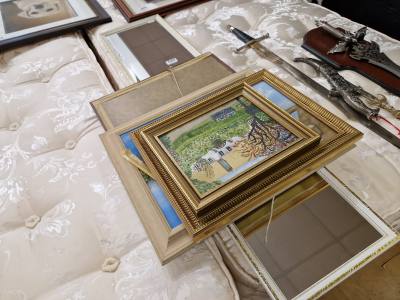 LOT OF PRINTS + MIRROR