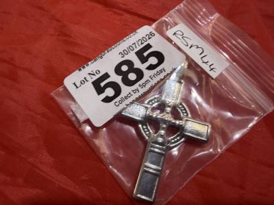 NEW SILVER CROSS PENDANT (13.3 GRAMS)