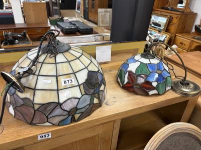 2 X TIFFANY LIGHT SHADES