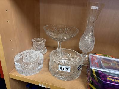 TABLE LOT OF CRYSTAL